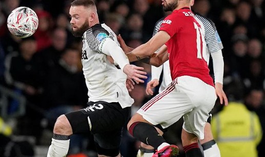  马纳里诺救五赛点创造本届最大冷门