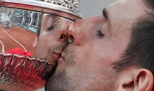  西西帕斯年终总决赛惊艳亮相