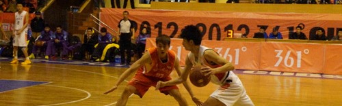  大学生篮球超级联赛，北大战胜清华夺冠