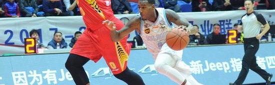  四川金强进攻乏力大比分落后于辽宁