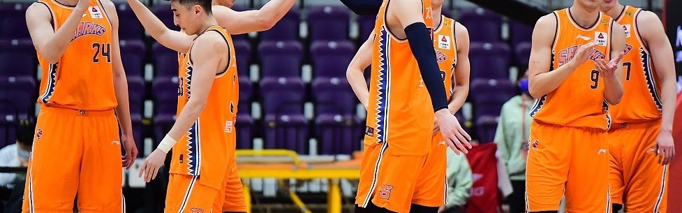  胡金秋狂砍38分广厦击败上海迎五连胜