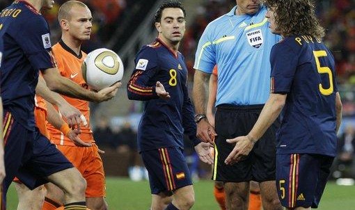  门将神勇发挥，力保球门不失夺胜