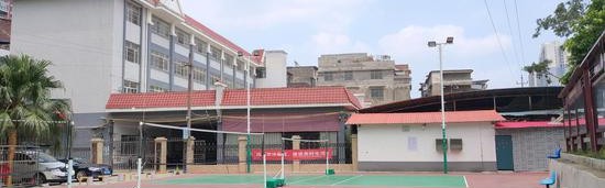  城市闲置空地改造，社区公益球场免费开放