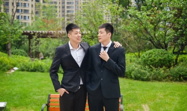  北控男篮防守漏勺遭广东宏远痛击