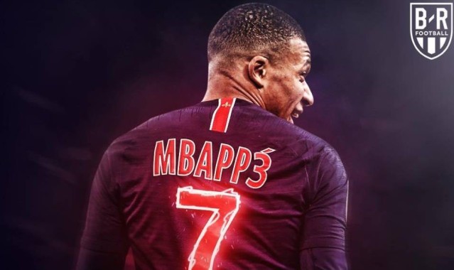  巴黎圣日耳曼凭借姆巴佩帽子戏法逆转取胜