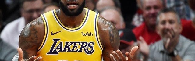  艾顿护框成功开拓者击退湖人反扑