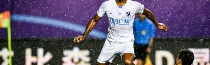  青春风暴席卷赛场，年轻军团展露锋芒