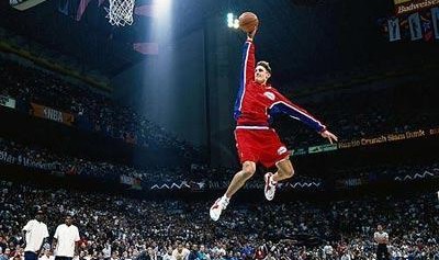  扣篮大赛惊艳全场，空中飞人演绎极致美学