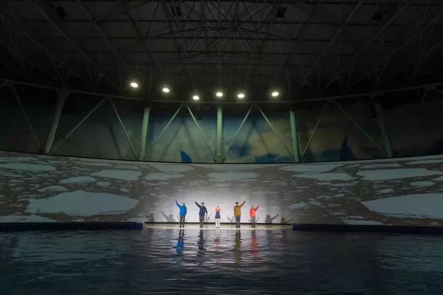  电竞场馆科技升级，沉浸式体验震撼登场