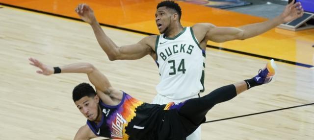  贾巴尔发球上网战术奏效，轻取胜利晋级次轮