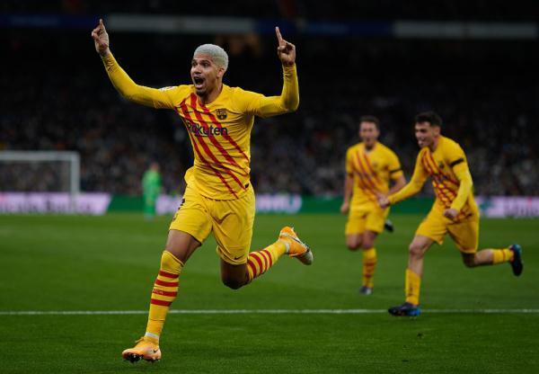  巴塞罗那主场大胜皇家马德里延续国家德比优势